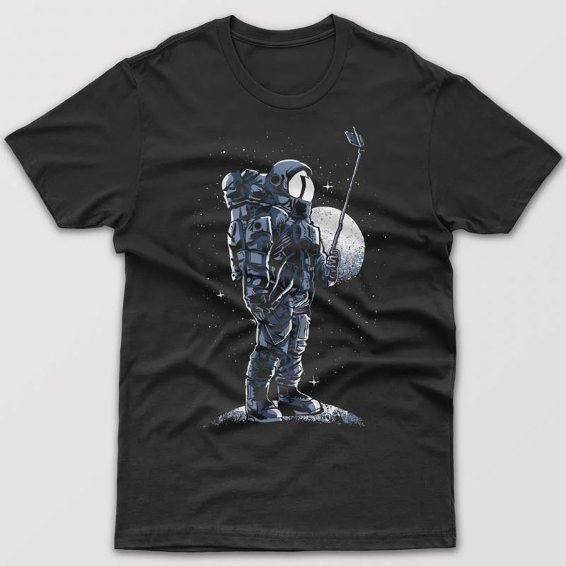 camouflage brown T-shirts -Astronaut Selfie - T-shirt